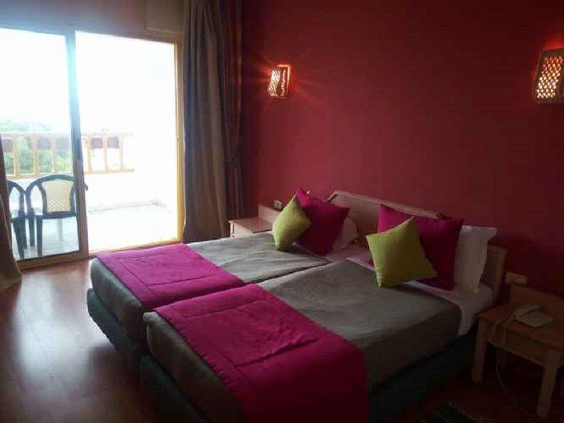 Mimosa Tabarka Hotel Екстериор снимка