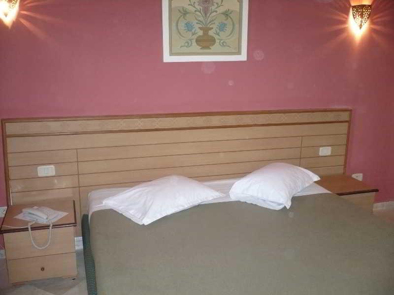 Mimosa Tabarka Hotel Екстериор снимка