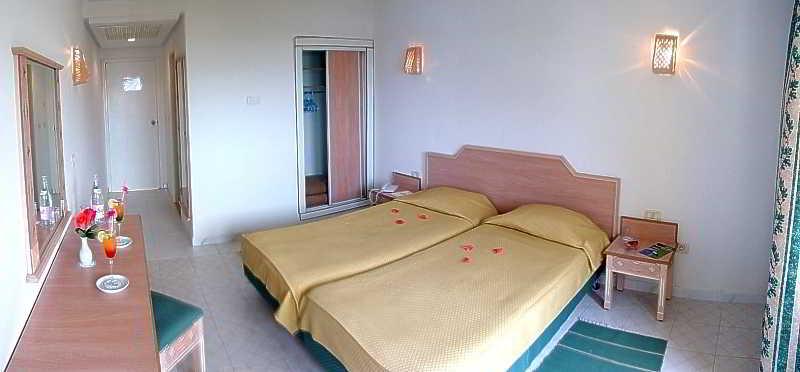 Mimosa Tabarka Hotel Екстериор снимка